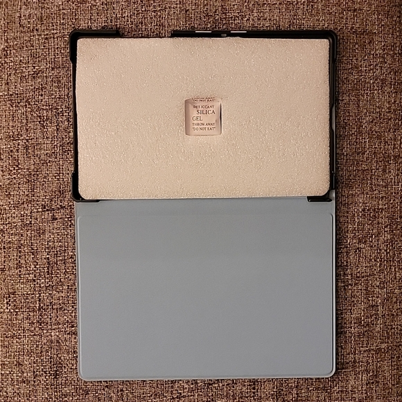 MOKO Samsung Galaxy A7 10.4" 2020 Tab case - Powder Blue - Picture 2 of 4